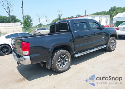 2017 Toyota Tacoma Sr5 V6 z USA, uszkodzony, nr VIN 3TMCZ5AN6HM056074